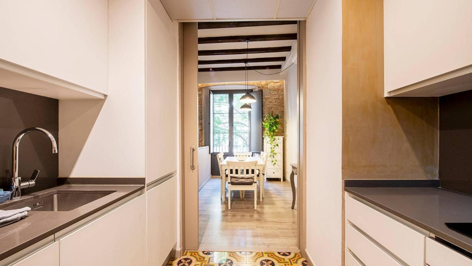 Апартаменты Old Town Duplex With Character Жирона Экстерьер фото